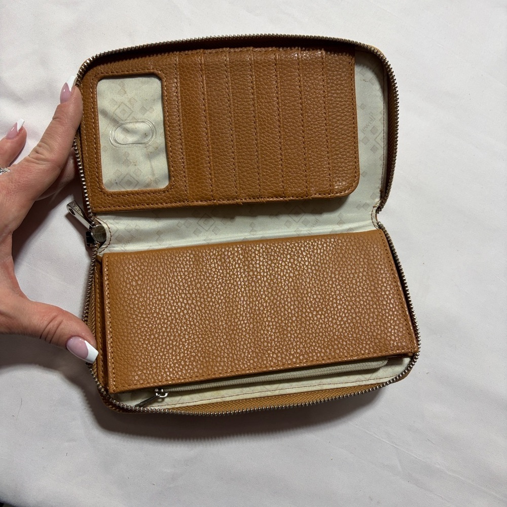 Thirty one all about the Benjamin’s wallet cheetah print - Picture 2 of 9